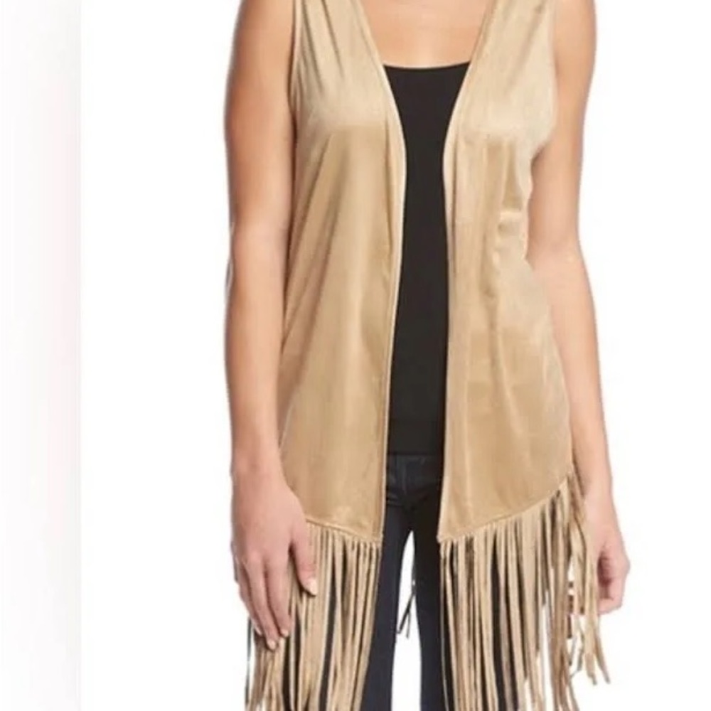 Kensie Faux Suede Vest with Fringe - Picture 5 of 6